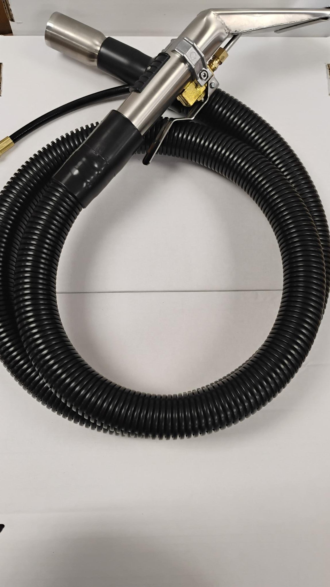 3 1/2 Easy Grip Int. Upholstery Tool black hose